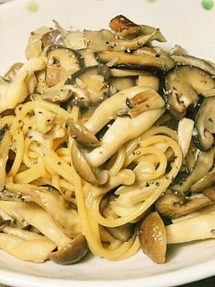 きのこと濃厚バターの和風パスタ-レシピのメイン写真