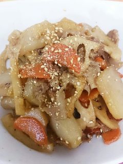 豚バラと蓮根とこんにゃくのきんぴら-レシピのメイン写真