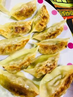 にらと白菜たっぷりの基本餃子!-レシピのメイン写真