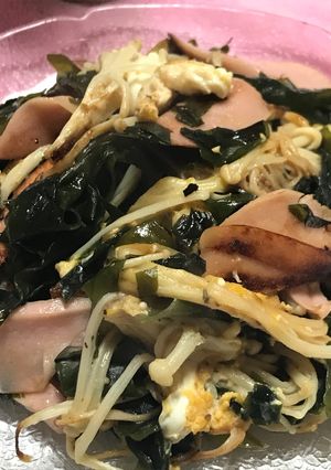 魚肉ソーとえのきワカメの絶妙炒め☆-レシピのメイン写真