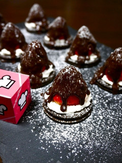 簡単!まるごと苺☆オレオ-レシピのメイン写真