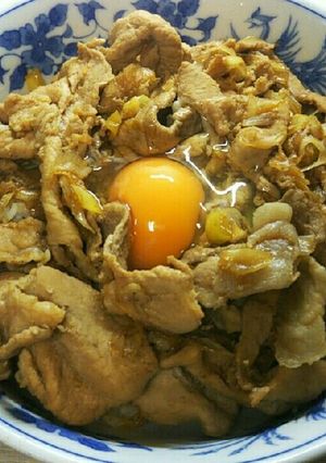 男子大学生の醤油にんにく豚丼-レシピのメイン写真