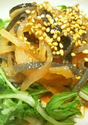 混ぜるだけふぐ皮キムチ-レシピのメイン写真