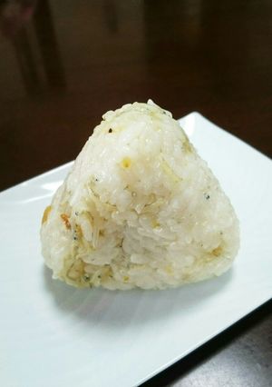 塩柚子おにぎり・じゃこオリーブオイル入り-レシピのメイン写真