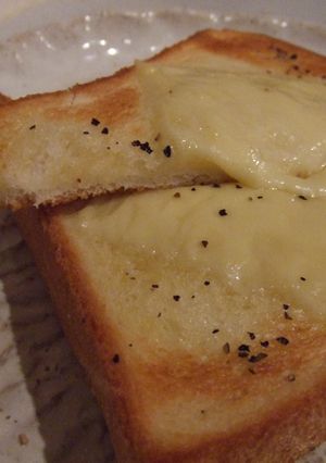 私のだいすき☆とろっとろチーズトースト-レシピのメイン写真
