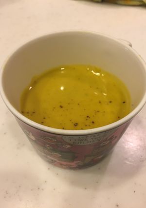 栄養満点!かぼちゃとにんじんのスープ-レシピのメイン写真