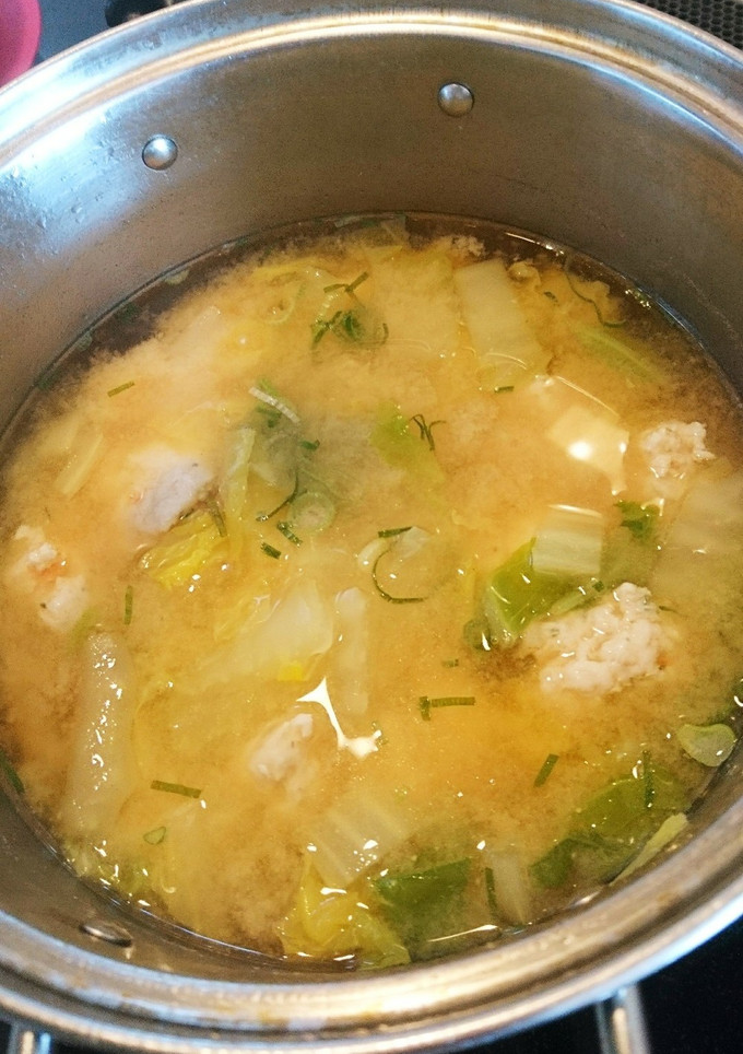 うまっ☆白菜と肉団子のお味噌汁-レシピのメイン写真