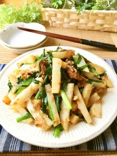 簡単!極旨!長芋とニラとツナ缶の炒め物-レシピのメイン写真