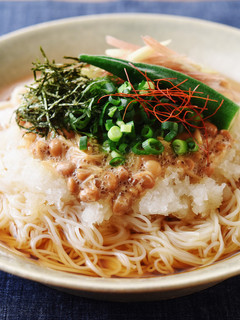 ネバネバ夏知らず!納豆となめ茸のそうめん-レシピのメイン写真