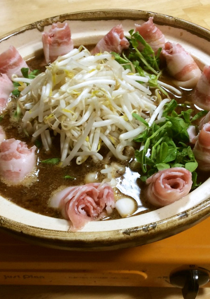 もやしと豆苗の甘酒味噌鍋-レシピのメイン写真
