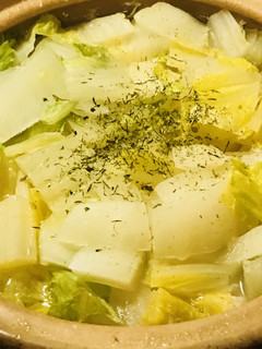 素朴・野菜鍋●白菜と鶏の寄せ鍋バター風味-レシピのメイン写真