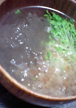 すぐできる♪とろろこんぶ汁-レシピのメイン写真