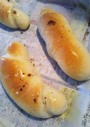 バターじゅわ～！究極の塩パン-レシピのメイン写真