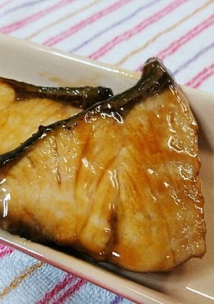 深みのある味!ぶりのオイスター照り焼き-レシピのメイン写真