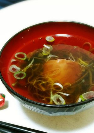 昆布の佃煮&梅干しで即席お吸い物-レシピのメイン写真