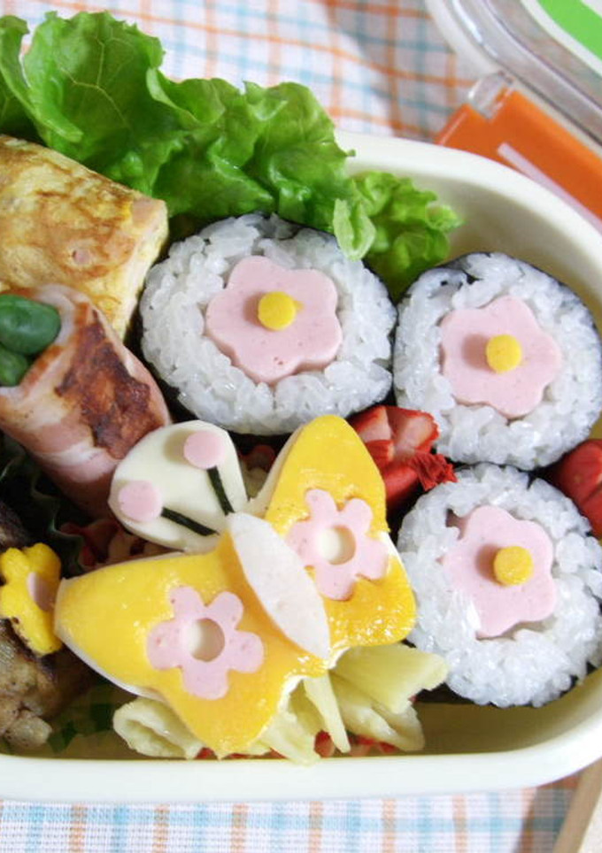 おさかなソーセージでお花海苔巻き弁当-レシピのメイン写真