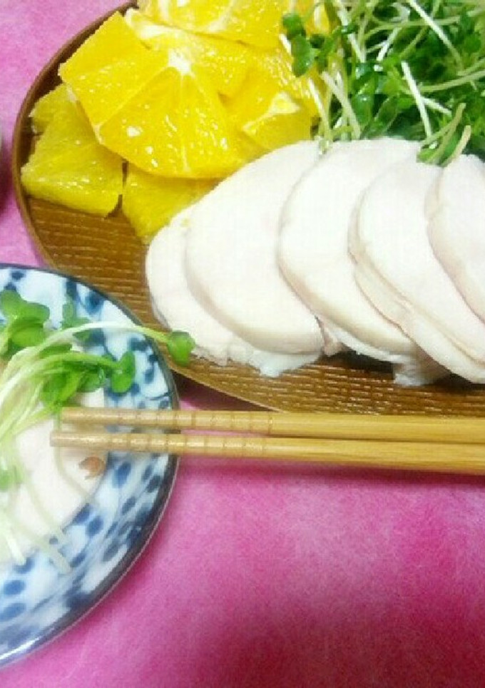 湯煎でしっとりで柔らかい鶏ハム-レシピのメイン写真