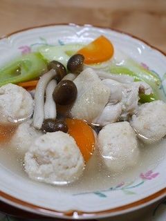 鶏団子とネギとほうれん草スープ-レシピのメイン写真