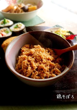 ノンオイル。ヘルシーな鶏そぼろ-レシピのメイン写真