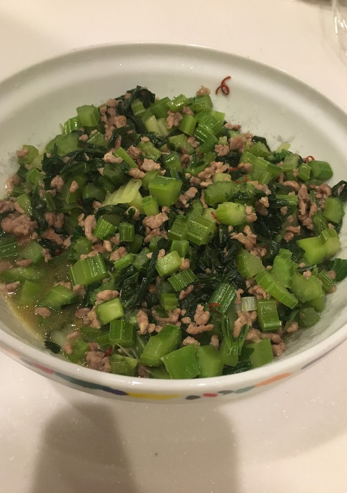 セロリと合挽き肉のピリ辛炒め-レシピのメイン写真