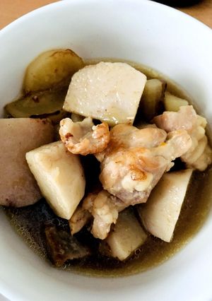 里芋と鶏肉の鳥煮込み-レシピのメイン写真