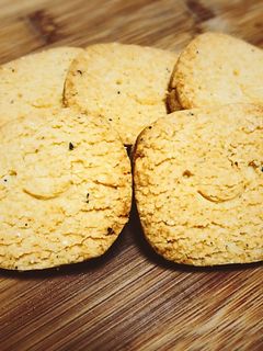 低糖質★卵・小麦不使用チーズ胡椒クッキー-レシピのメイン写真
