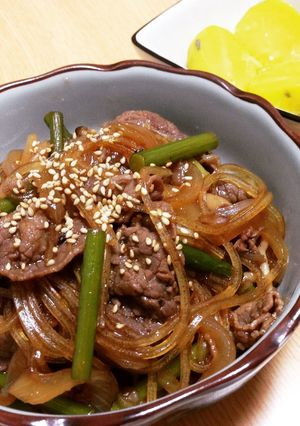 簡単☆牛肉と春雨のすき焼き風の炒め物-レシピのメイン写真