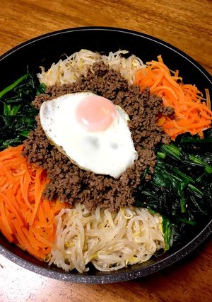 子供も喜ぶ♫フライパンで石焼きビビンバ♫-レシピのメイン写真