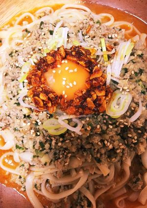 汁なし担々うどん餃子乗せ-レシピのメイン写真