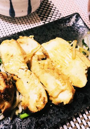 漬けて焼くだけ♡鶏胸肉の味噌焼き♪-レシピのメイン写真