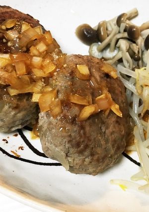 卵・パン粉なし！ジューシーハンバーグ♪-レシピのメイン写真