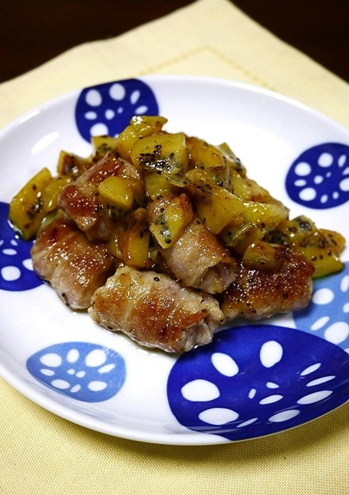 簡単！肉巻きアーモンド☆キウイソース-レシピのメイン写真