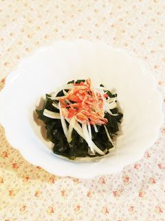 セロリとワカメと桜エビのサラダ♪-レシピのメイン写真