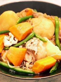 にくじゃがページ 和光堂）BIGサイズのグーグーキッチン ほっくり肉じゃが（1歳4