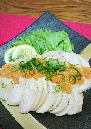 レンジで簡単マジックソルトと蜂蜜で鶏ハム-レシピのメイン写真
