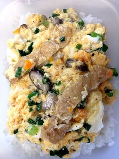 お澄まし汁リメイク卵丼-レシピのメイン写真