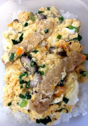 お澄まし汁リメイク卵丼-レシピのメイン写真