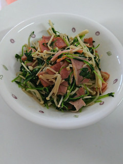 豆苗とえのきとベーコンの炒め物-レシピのメイン写真