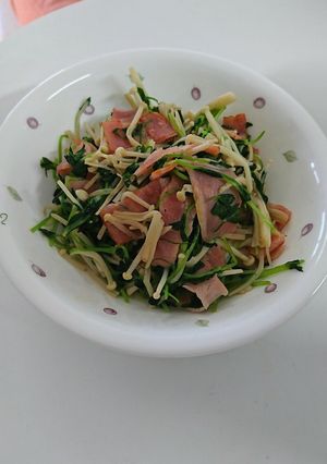 豆苗とえのきとベーコンの炒め物-レシピのメイン写真