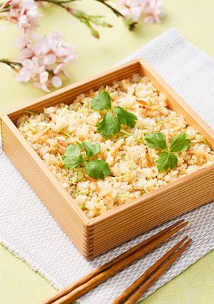 桜えびと三つ葉の炊き込みご飯-レシピのメイン写真