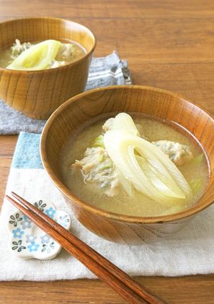 ほっこり♪長ねぎと生姜団子の味噌汁-レシピのメイン写真