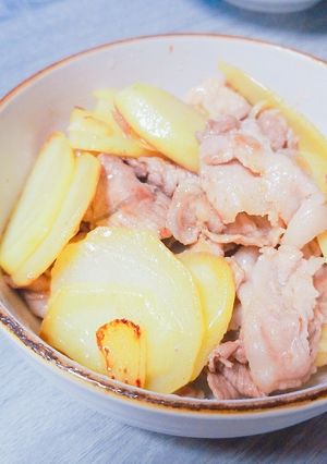 じゃがいもと豚肉のガーリック炒め-レシピのメイン写真