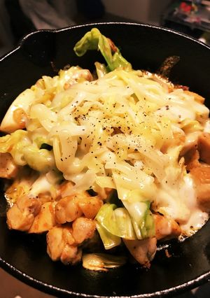 簡単キャベツと鶏肉のピザソース炒め-レシピのメイン写真
