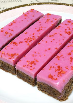 ストロベリー生チョコブラウニー♪-レシピのメイン写真