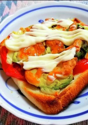 アボカドとトマトのトースト-レシピのメイン写真
