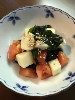 トマト入り長芋とわかめの和えもの-レシピのメイン写真