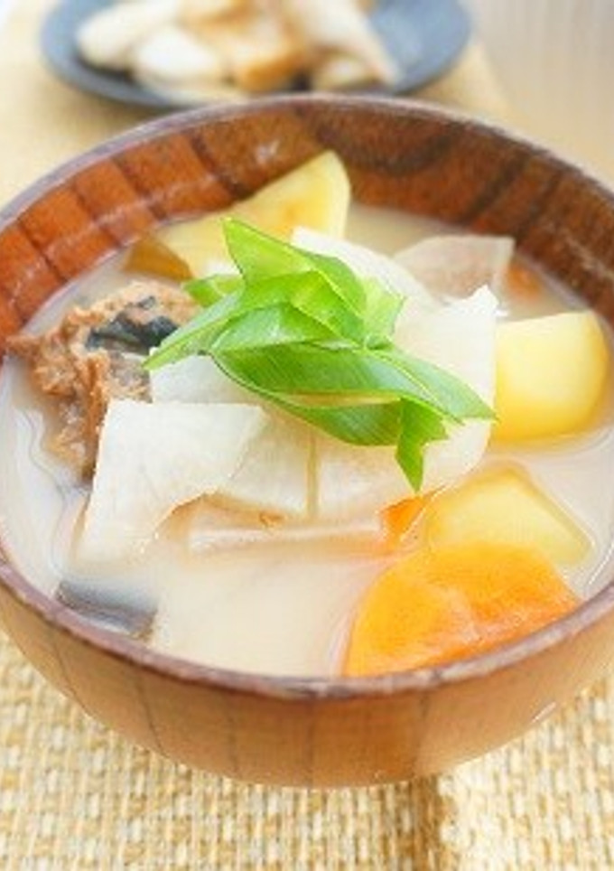 お手軽♪体ぽかぽか鯖味噌缶の粕汁風-レシピのメイン写真
