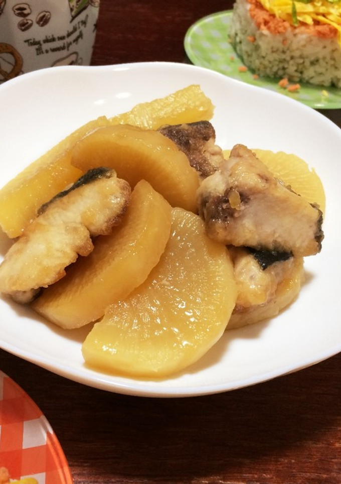 柔らかくて味しみしみのぶり大根(^^)-レシピのメイン写真