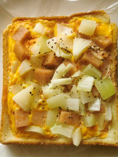 レンジで3分♪オニオンバーガーパン-レシピのメイン写真