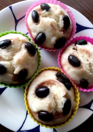 フライパンでも花咲！ 黒豆バナナ蒸しパン-レシピのメイン写真